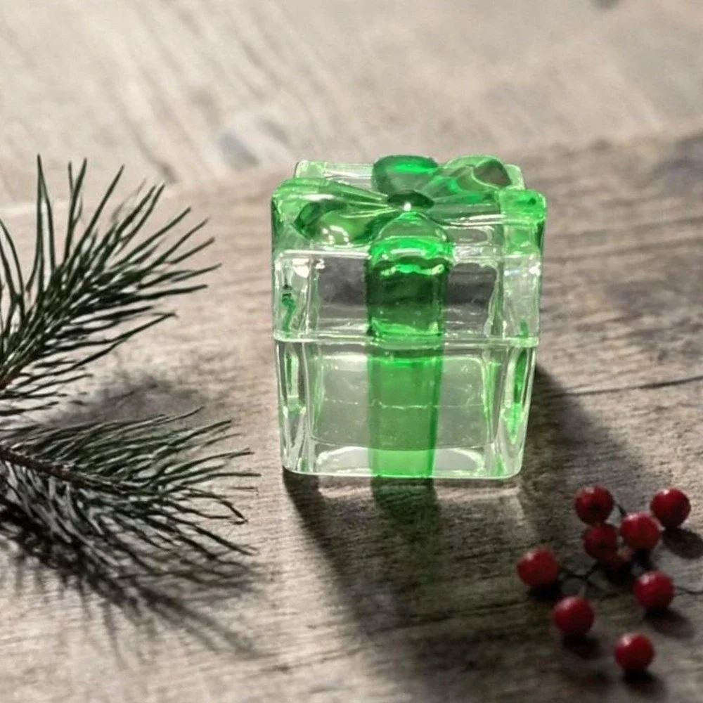 Mikasa Celebrations‎ Crystal Green Bow Clear Christmas Box Present Vintage